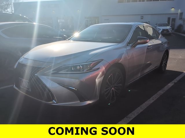 2023 Lexus ES 300h