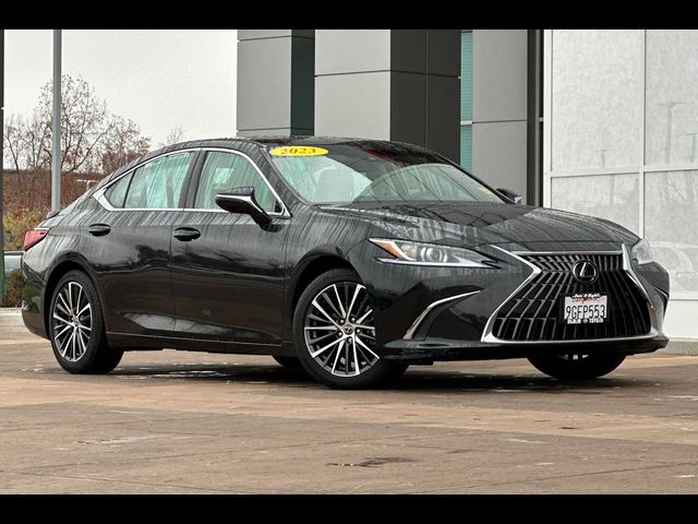 2023 Lexus ES 300h