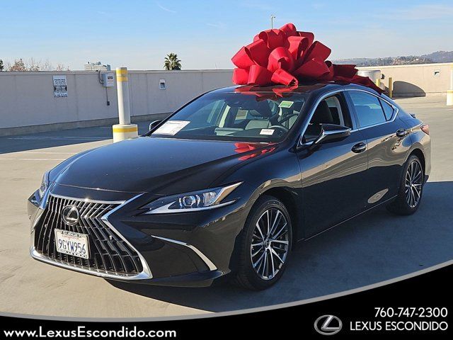 2023 Lexus ES 300h