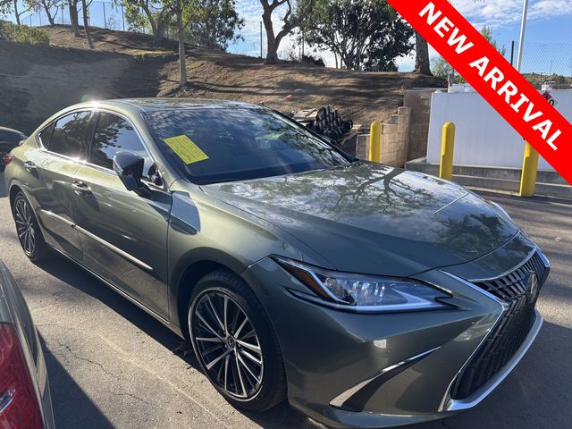 2023 Lexus ES 300h