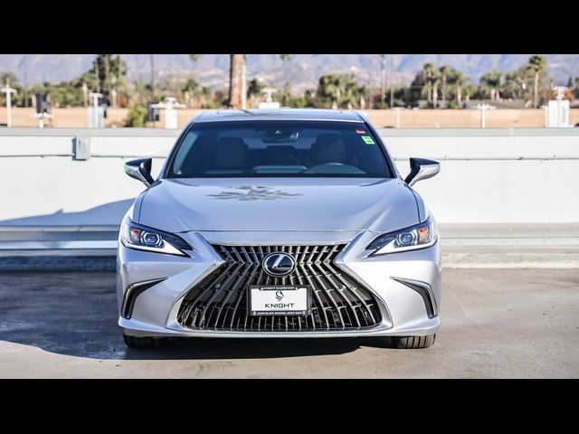 2023 Lexus ES 300h