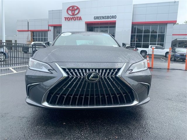 2023 Lexus ES 300h