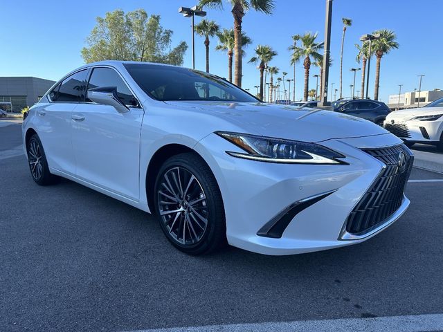 2023 Lexus ES 300h