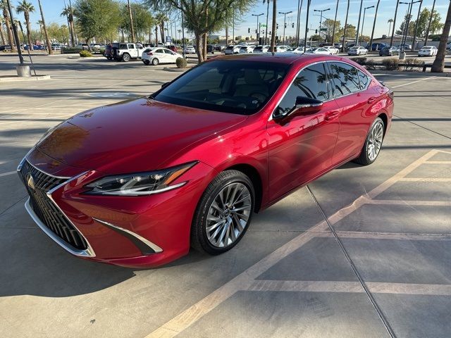 2023 Lexus ES 300h Luxury