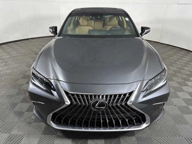 2023 Lexus ES 300h Luxury