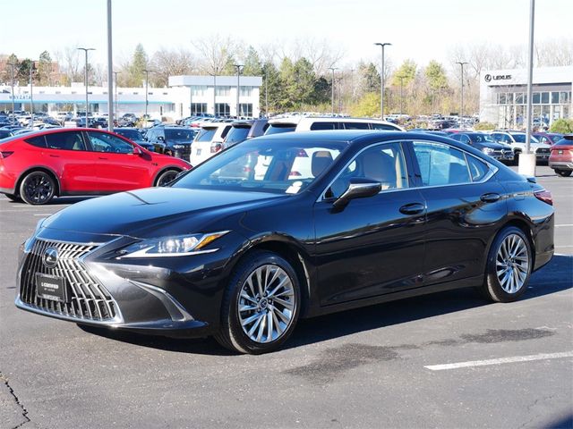 2023 Lexus ES 300h Luxury