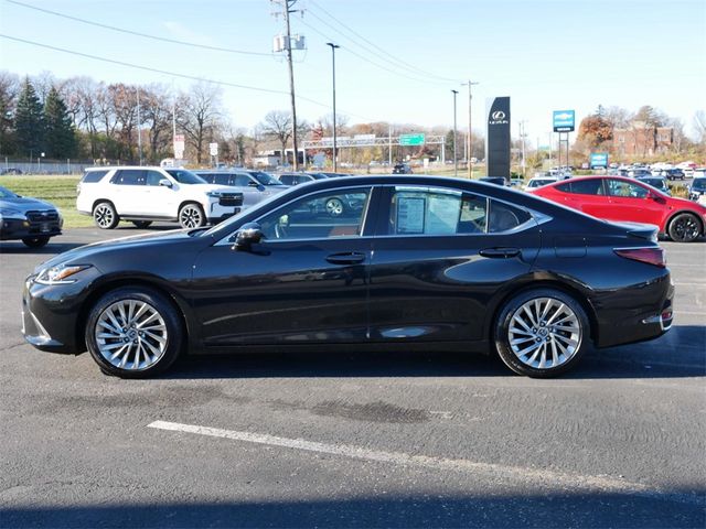 2023 Lexus ES 300h Luxury