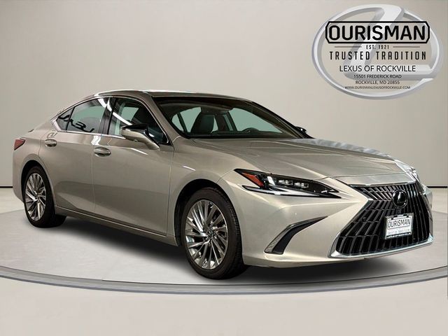 2023 Lexus ES 300h Ultra Luxury