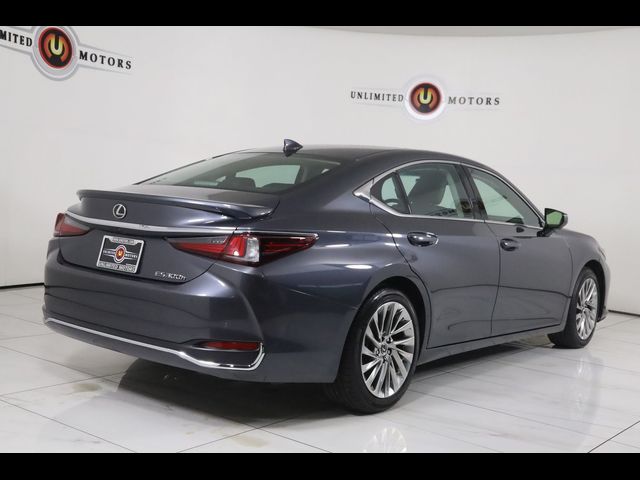 2023 Lexus ES 300h Ultra Luxury