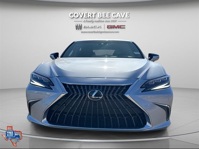 2023 Lexus ES 300h Ultra Luxury