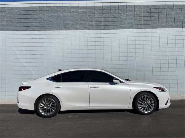 2023 Lexus ES 350 Ultra Luxury