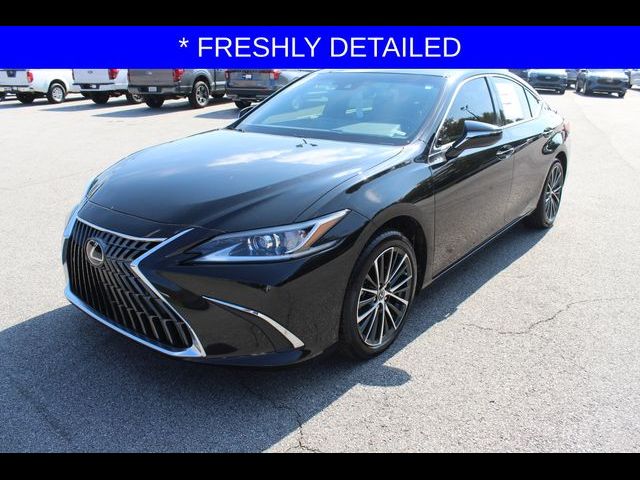 2023 Lexus ES 300h