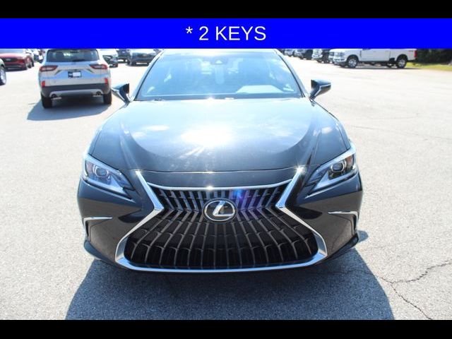 2023 Lexus ES 300h