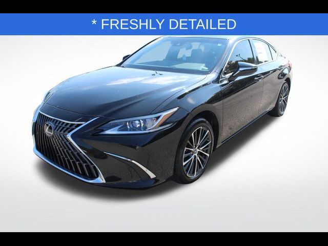 2023 Lexus ES 300h