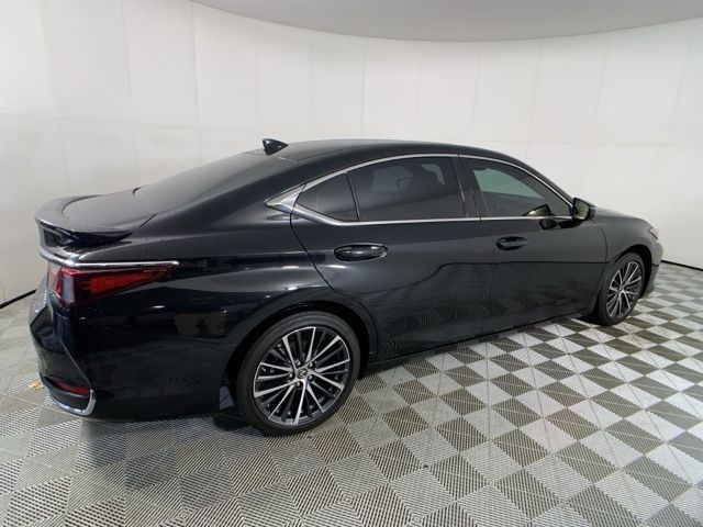 2023 Lexus ES 300h