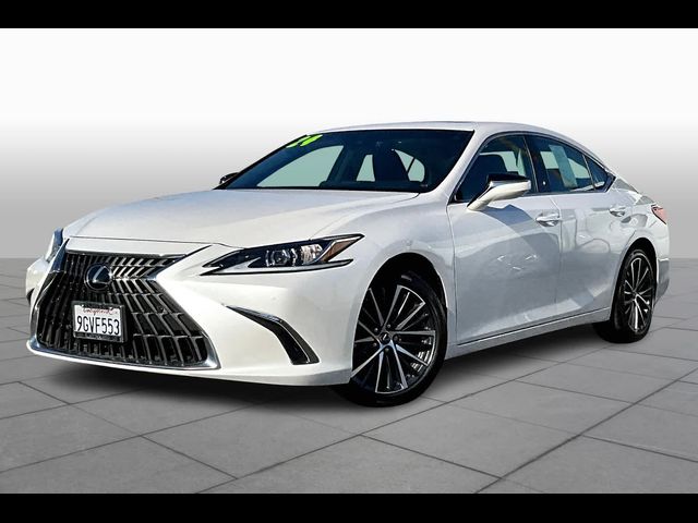 2023 Lexus ES 300h