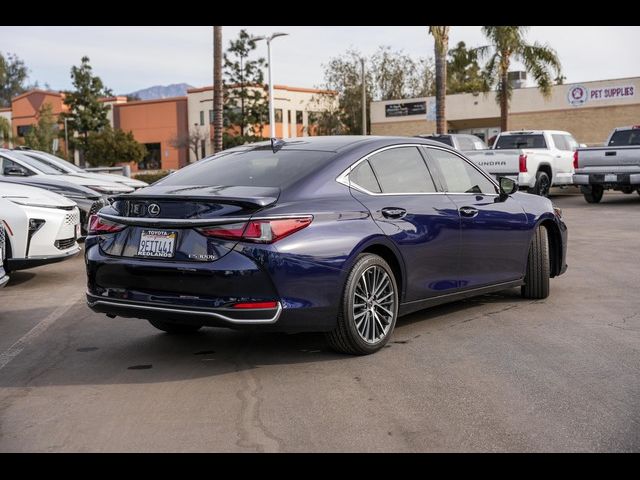 2023 Lexus ES 300h