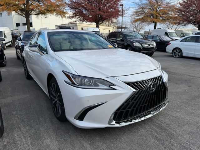 2023 Lexus ES 300h