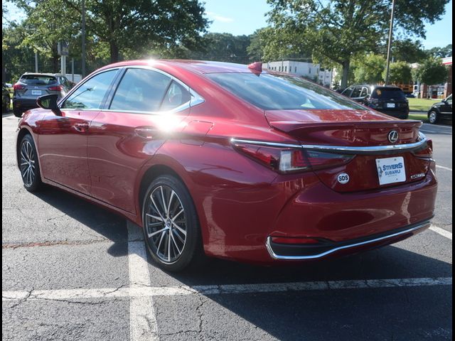 2023 Lexus ES 300h