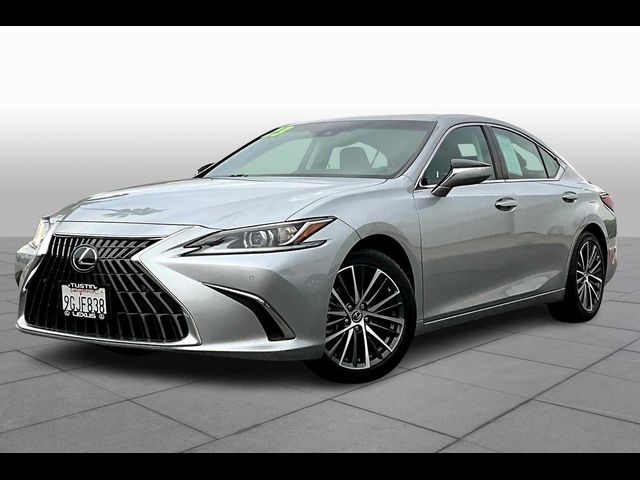 2023 Lexus ES 300h