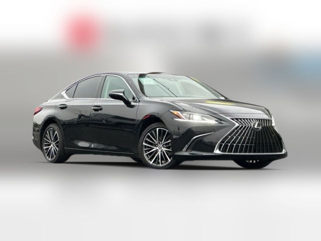 2023 Lexus ES 300h