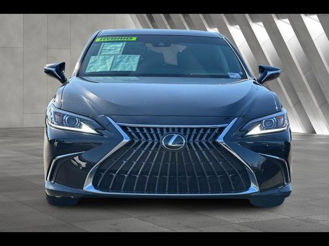 2023 Lexus ES 300h