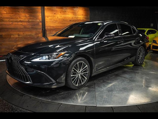 2023 Lexus ES 300h