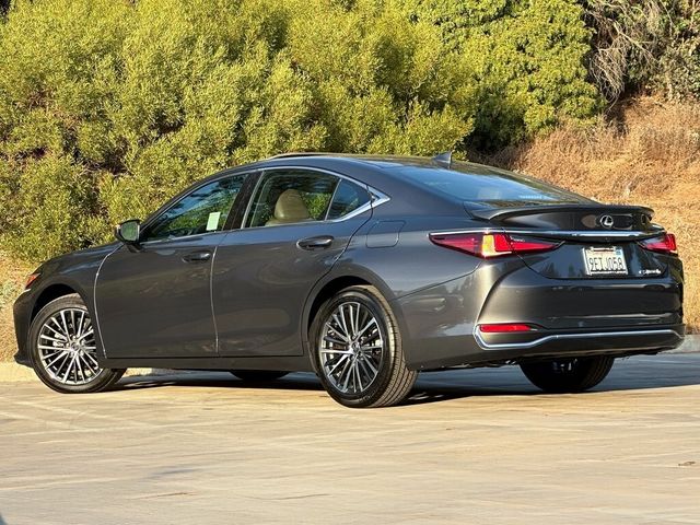 2023 Lexus ES 300h