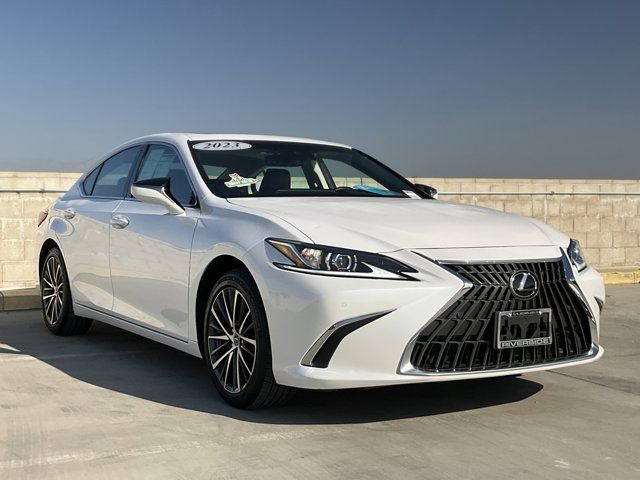 2023 Lexus ES 300h