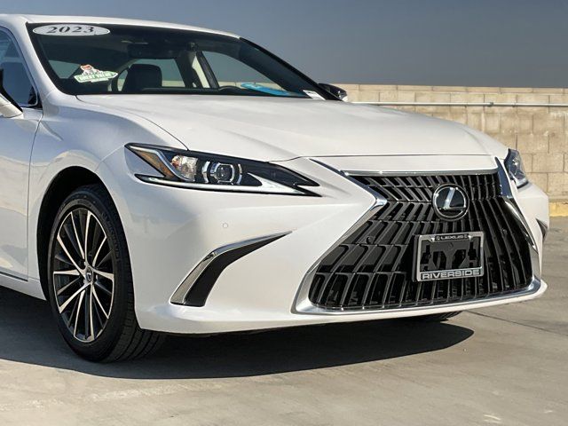 2023 Lexus ES 300h