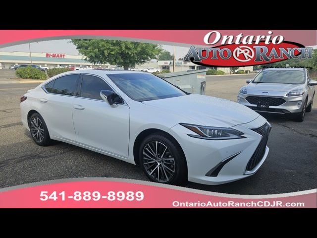 2023 Lexus ES 300h