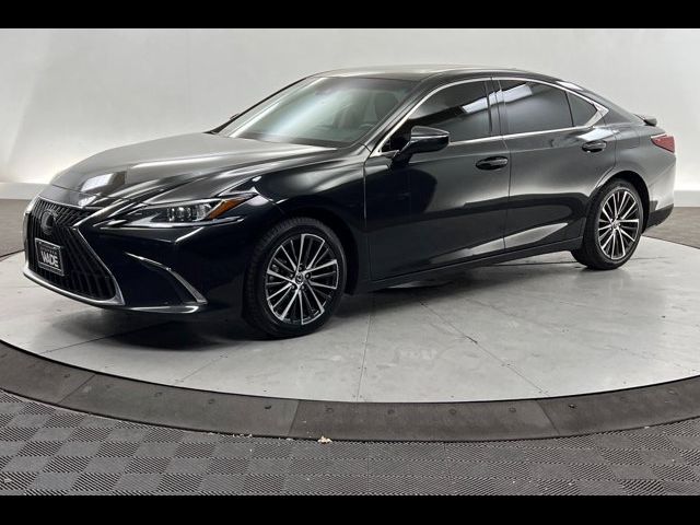 2023 Lexus ES 300h