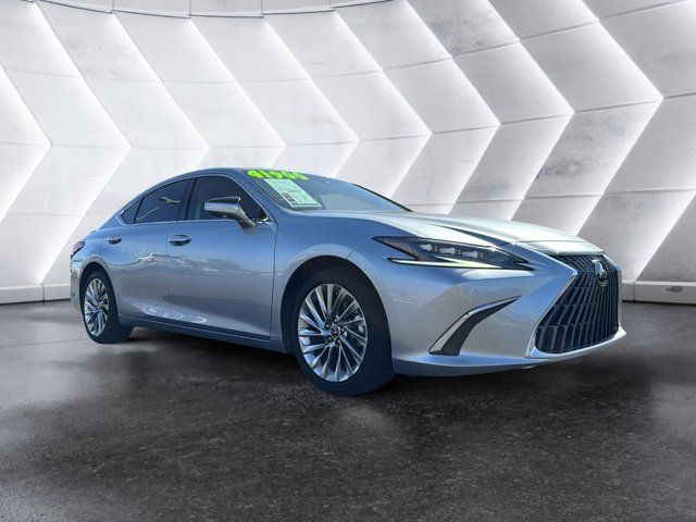 2023 Lexus ES 300h Luxury