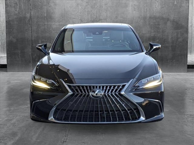 2023 Lexus ES 300h Luxury