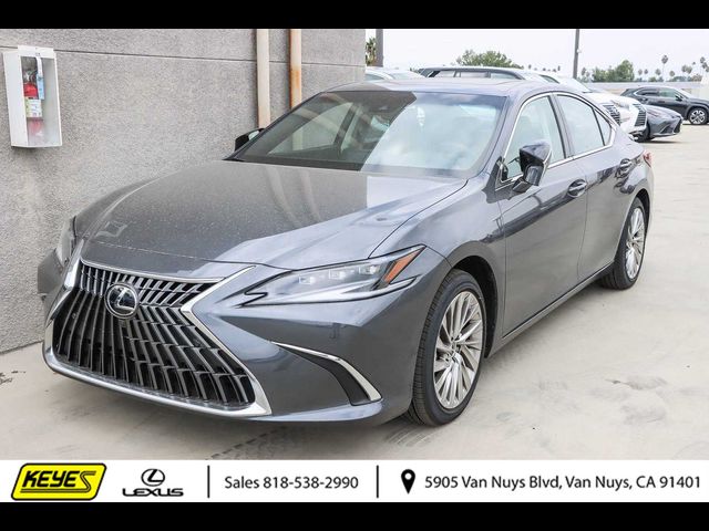 2023 Lexus ES 300h Luxury