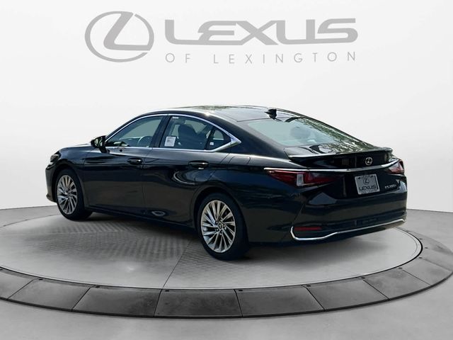 2023 Lexus ES 300h Ultra Luxury