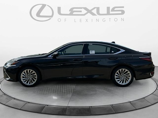 2023 Lexus ES 300h Ultra Luxury