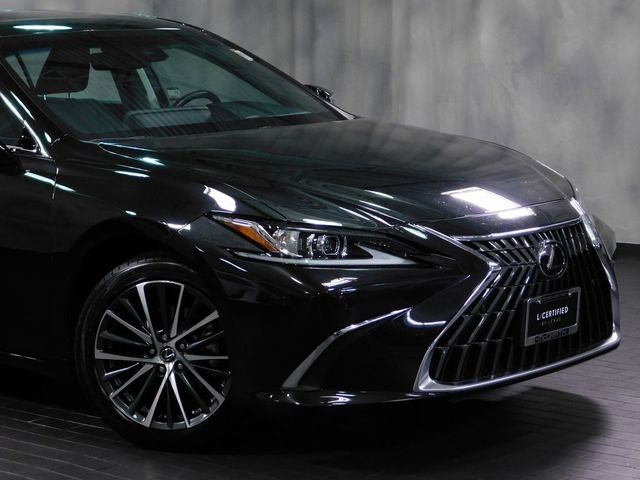 2023 Lexus ES 250