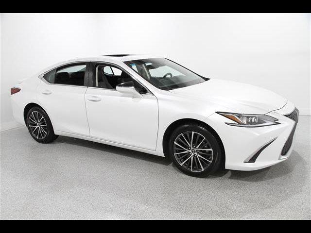 2023 Lexus ES 250