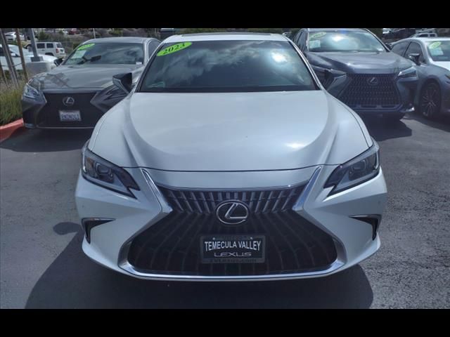 2023 Lexus ES 300h