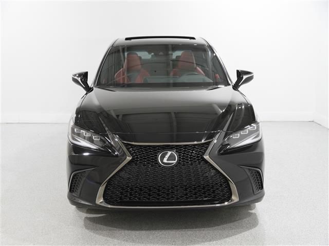 2023 Lexus ES ES 300h F SPORT Handling