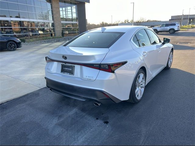 2023 Lexus IS 300