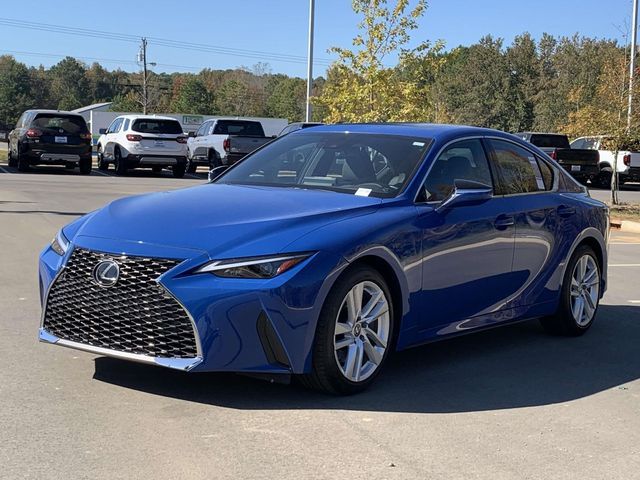 2023 Lexus IS 300