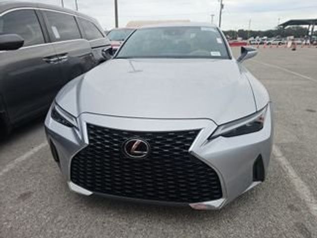 2023 Lexus IS 300