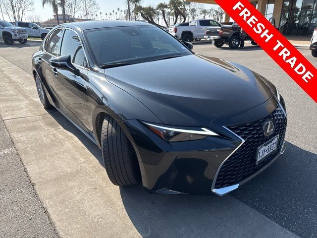 2023 Lexus IS 300