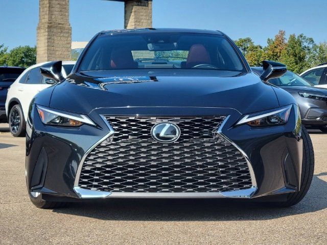 2023 Lexus IS 300