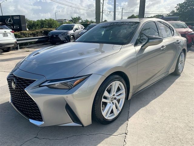 2023 Lexus IS 300