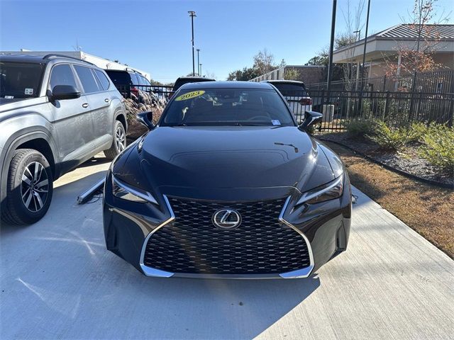 2023 Lexus IS 300