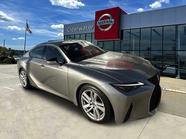 2023 Lexus IS 300