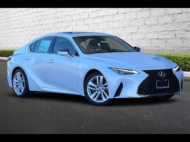 2023 Lexus IS 300